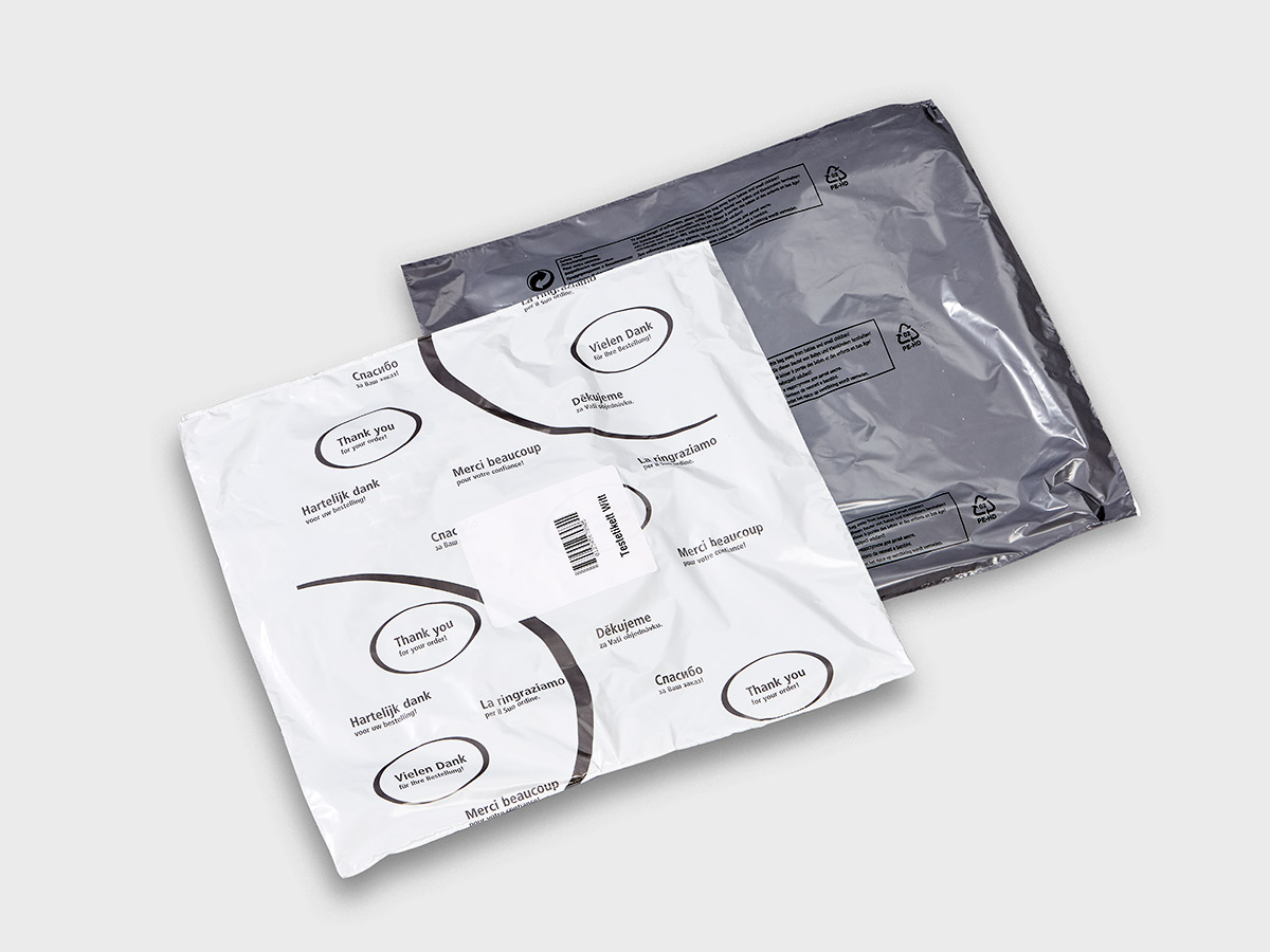 Versandverpackung aus Folie für verschiedene Produkte