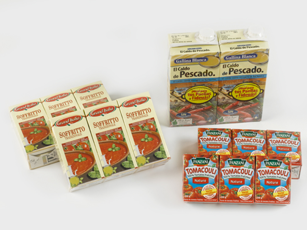 Saucen im Tetrapack als Multipack, verpackt in Folie