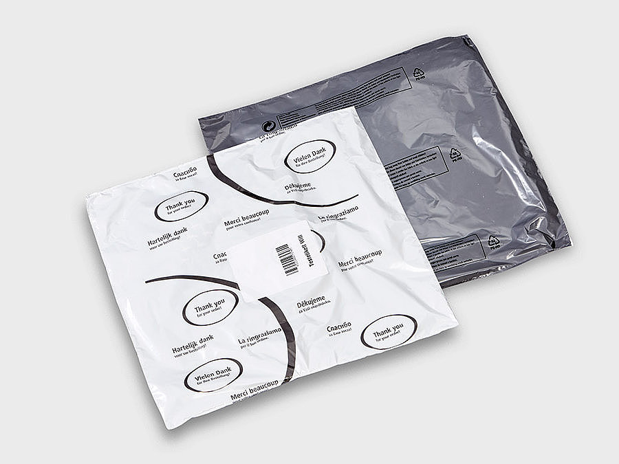 Versandverpackung aus Folie für verschiedene Produkte